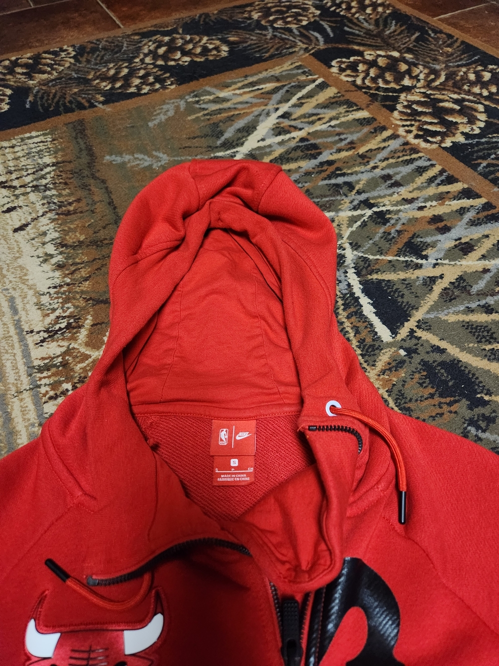 AUTHENTIC Chicago Bulls Red Nike Full-Zip Hoodie - Picture 5 of 13